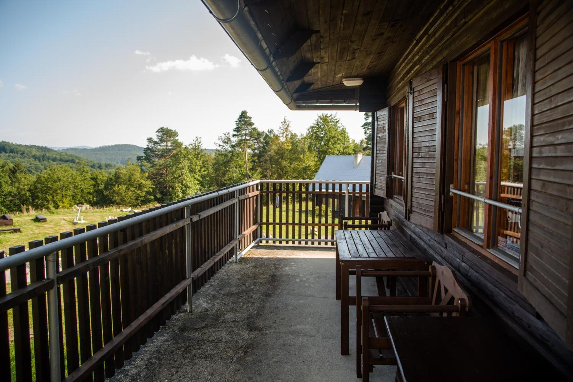 Rodinne Chaty Moravanpark - Ubytovani V Srdci Valasska Podkopná Lhota Exteriér fotografie