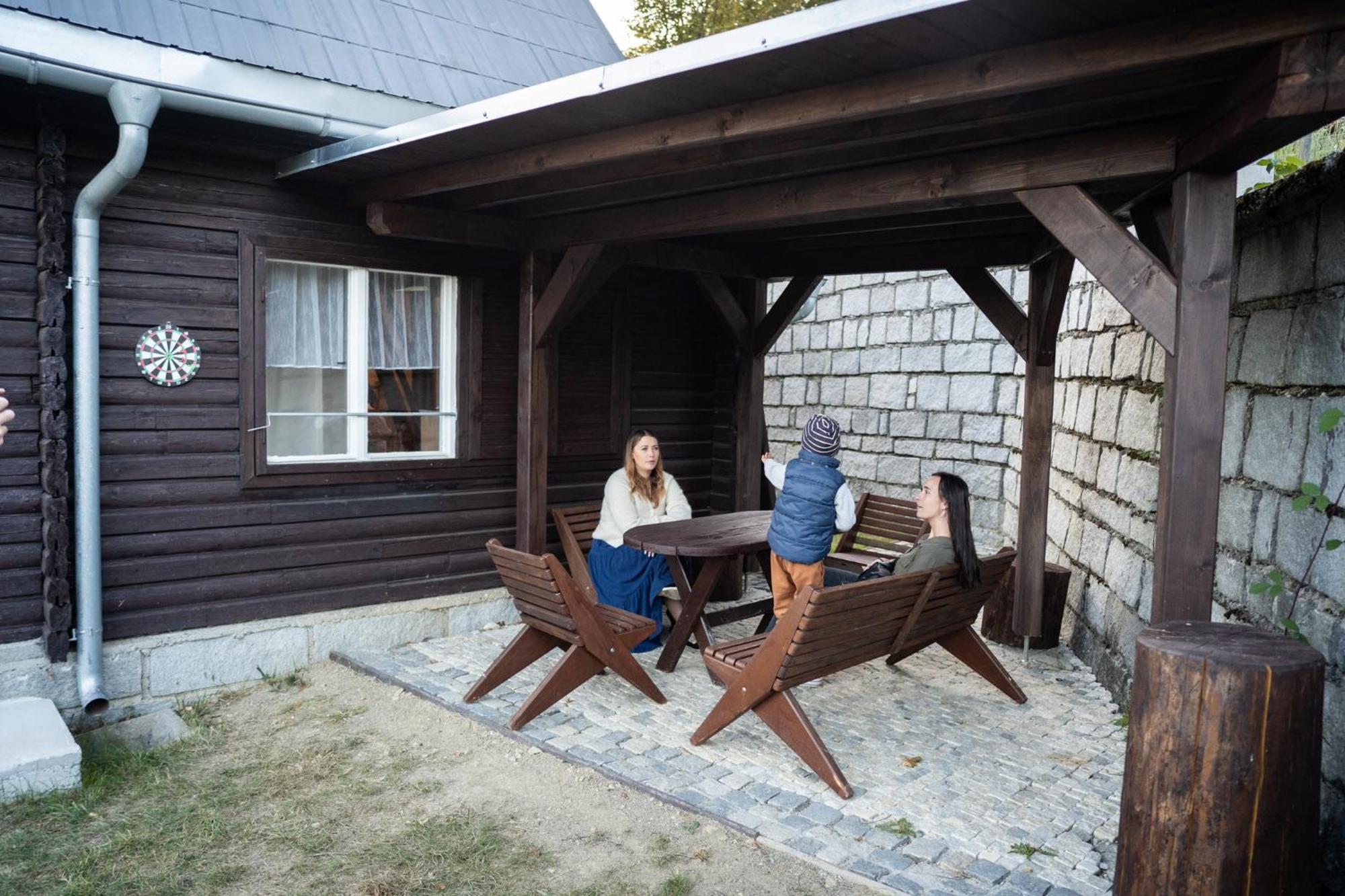 Rodinne Chaty Moravanpark - Ubytovani V Srdci Valasska Podkopná Lhota Exteriér fotografie